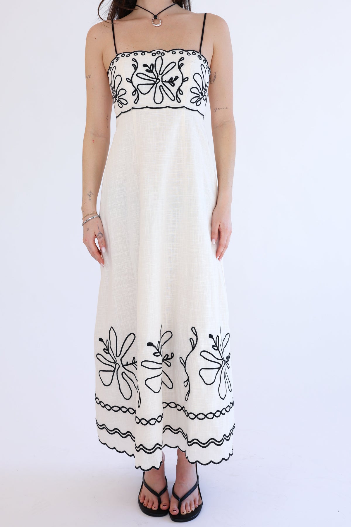 Palermo Dress in Oat/Black