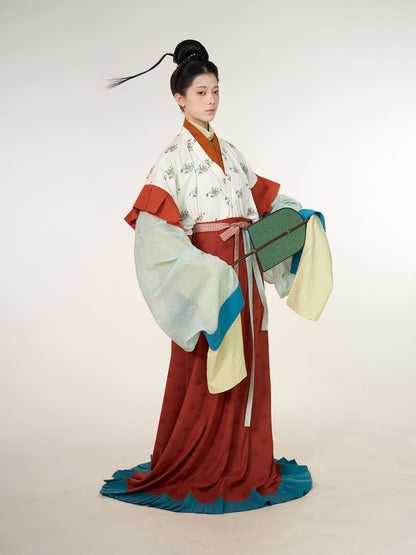 Yunyou 云游 Wandering Clouds Eastern Han Restoration Ruffled Hem Jacquard Yaolan Ru Top & Poqun Skirt Set