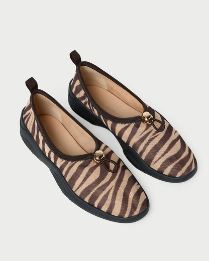 Raina Zebra Mesh Flat