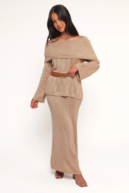 Indya Off Shoulder Top - Mocha